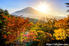 山梨県で二十曲峠で撮影した紅葉と富士山